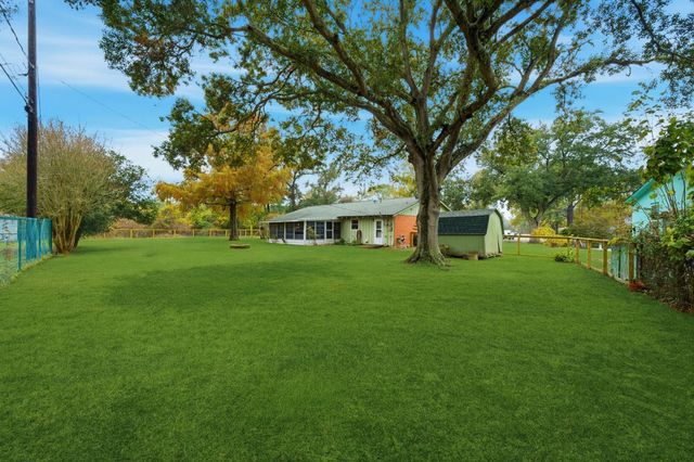 5119 Charles Street, Pasadena, TX 77589