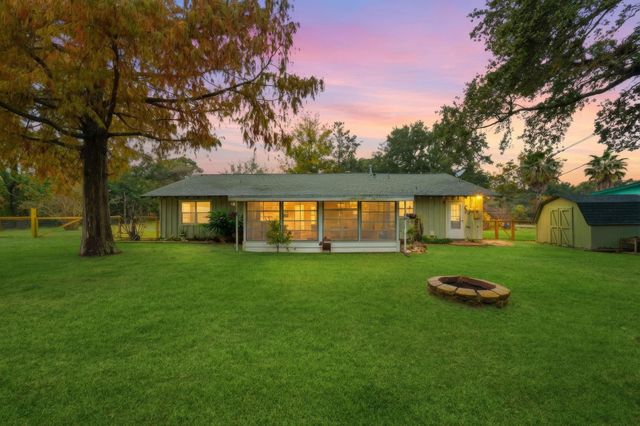 5119 Charles Street, Pasadena, TX 77589