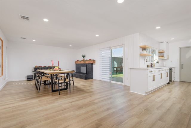 3835 Ruidosa Avenue, Dallas, TX 75228