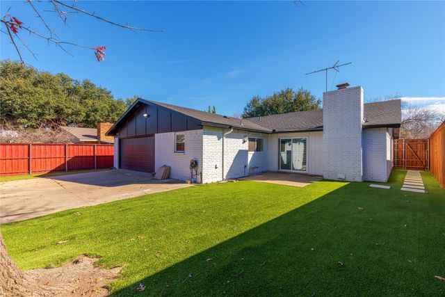 3835 Ruidosa Avenue, Dallas, TX 75228