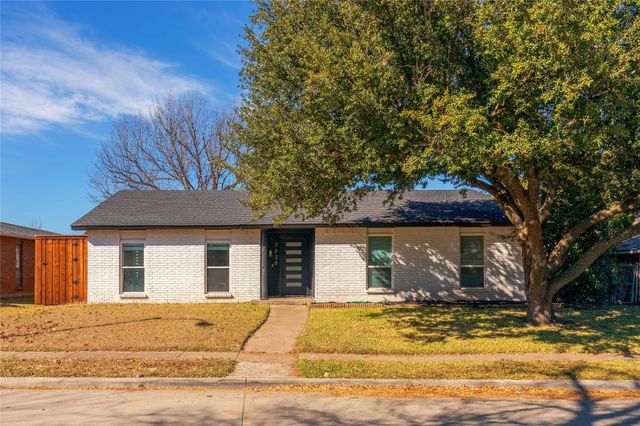 3835 Ruidosa Avenue, Dallas, TX 75228