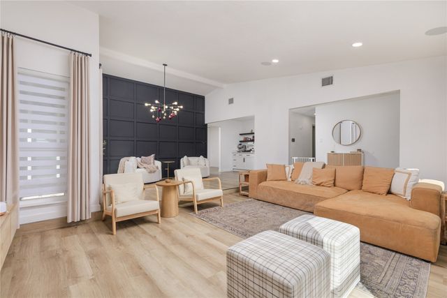 3835 Ruidosa Avenue, Dallas, TX 75228