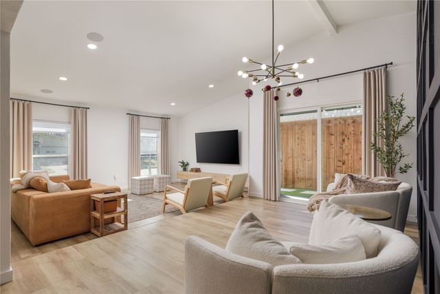 3835 Ruidosa Avenue, Dallas, TX 75228