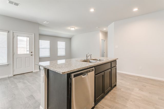 9209 Herringbone Drive, Fort Worth, TX 76131