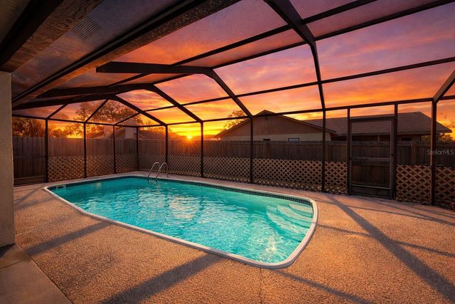 516 RAPID FALLS DRIVE, Brandon, FL 33511