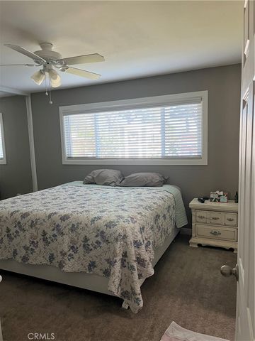 62 E Calle La Sombra, Camarillo, CA 93010