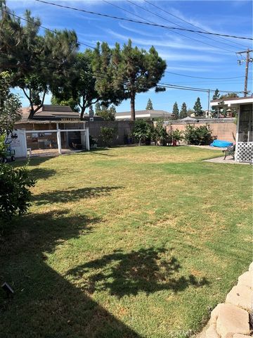 62 E Calle La Sombra, Camarillo, CA 93010