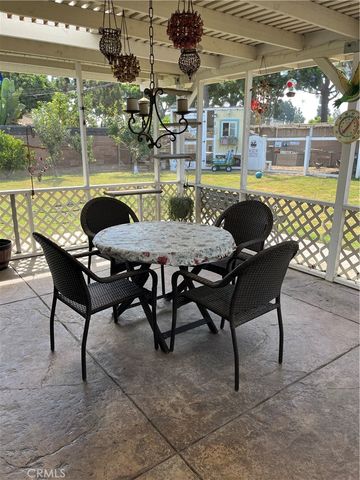 62 E Calle La Sombra, Camarillo, CA 93010