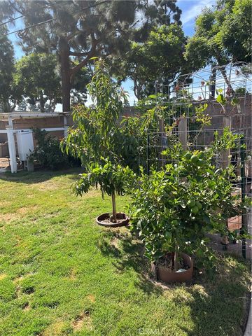 62 E Calle La Sombra, Camarillo, CA 93010