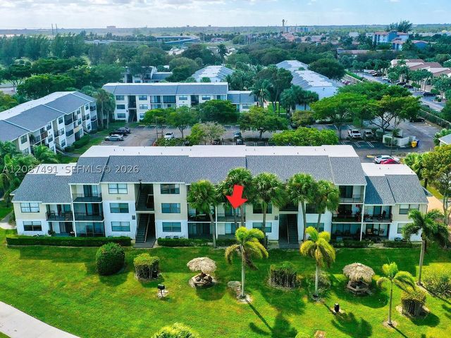 714 Executive Center Dr 28, West Palm Beach, FL 33401
