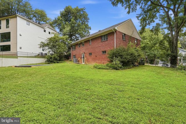 2510 N UPLAND ST, Arlington, VA 22207