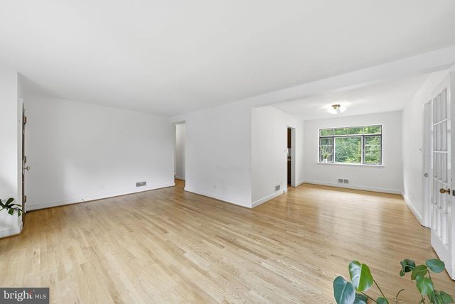 2510 N UPLAND ST, Arlington, VA 22207