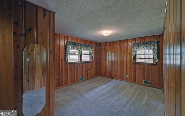 586 Collins Road, Toccoa, GA 30577