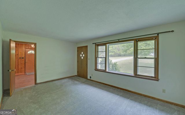 586 Collins Road, Toccoa, GA 30577
