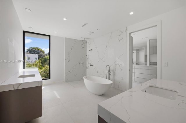 7965 SW 53rd Ave, Miami, FL 33143