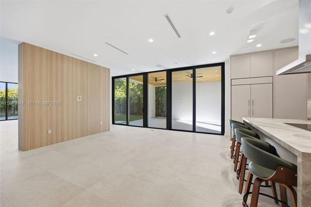 7965 SW 53rd Ave, Miami, FL 33143