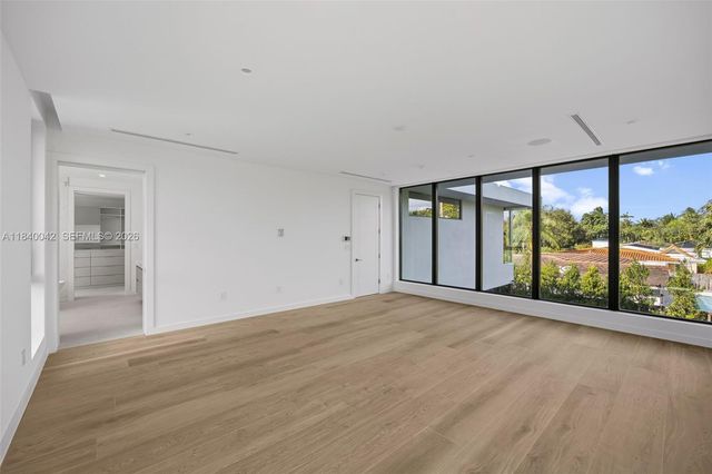 7965 SW 53rd Ave, Miami, FL 33143