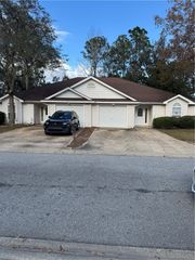208-210 Windridge Drive, Brunswick, GA 31520