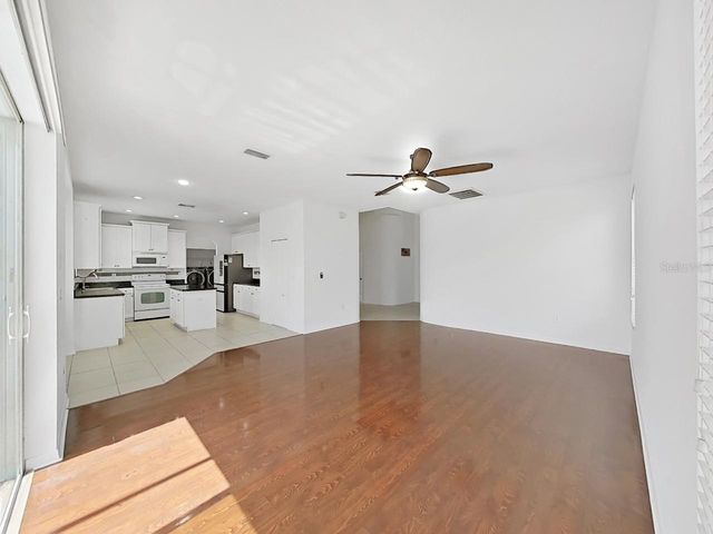 1834 RAVEN GLEN DRIVE, Ruskin, FL 33570