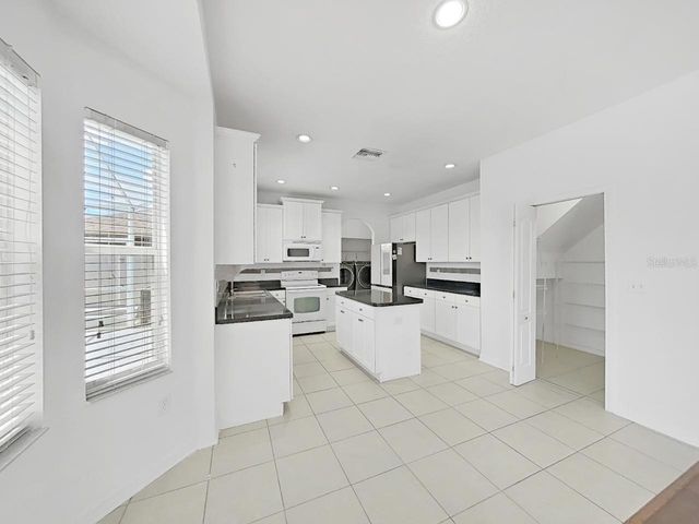 1834 RAVEN GLEN DRIVE, Ruskin, FL 33570