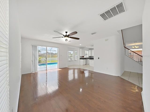 1834 RAVEN GLEN DRIVE, Ruskin, FL 33570