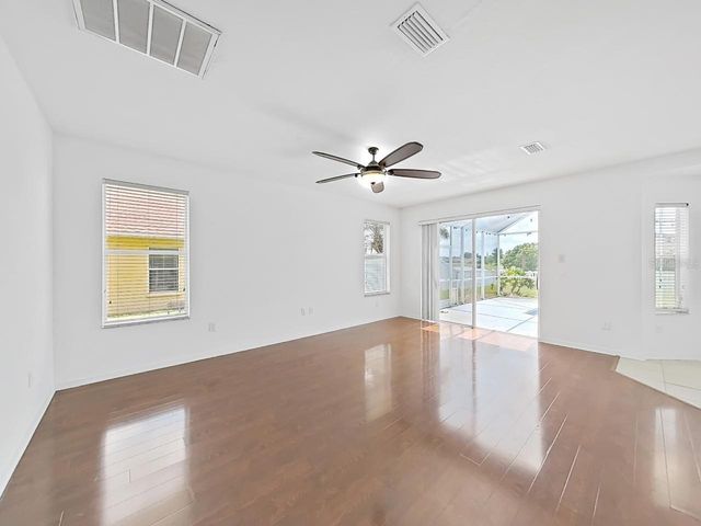 1834 RAVEN GLEN DRIVE, Ruskin, FL 33570