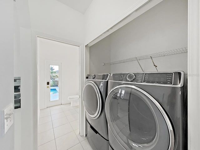 1834 RAVEN GLEN DRIVE, Ruskin, FL 33570