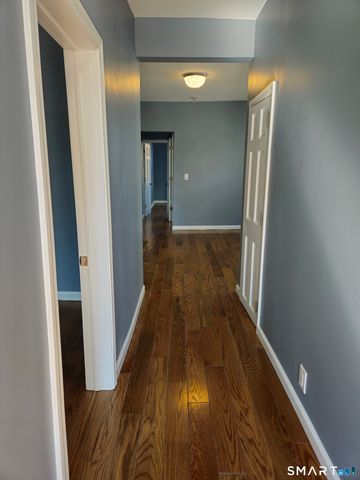 25 Lexington Street, Hamden, CT 06514