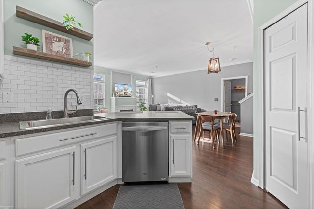 25889 N Maritime Circle, Harrison Twp, MI 48045