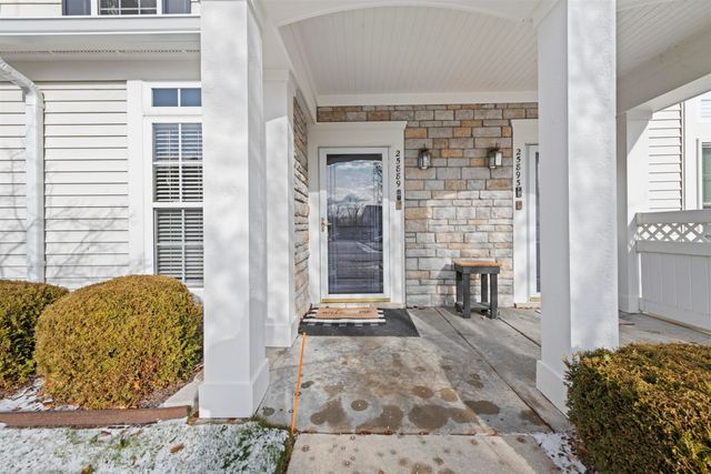 25889 N Maritime Circle, Harrison Twp, MI 48045