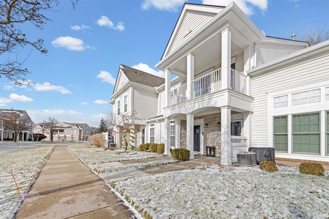 25889 N Maritime Circle, Harrison Twp, MI 48045