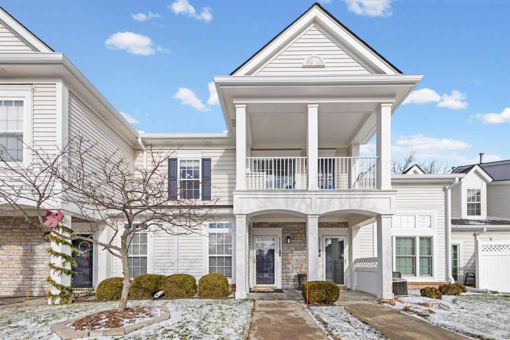 25889 N Maritime Circle, Harrison Twp, MI 48045