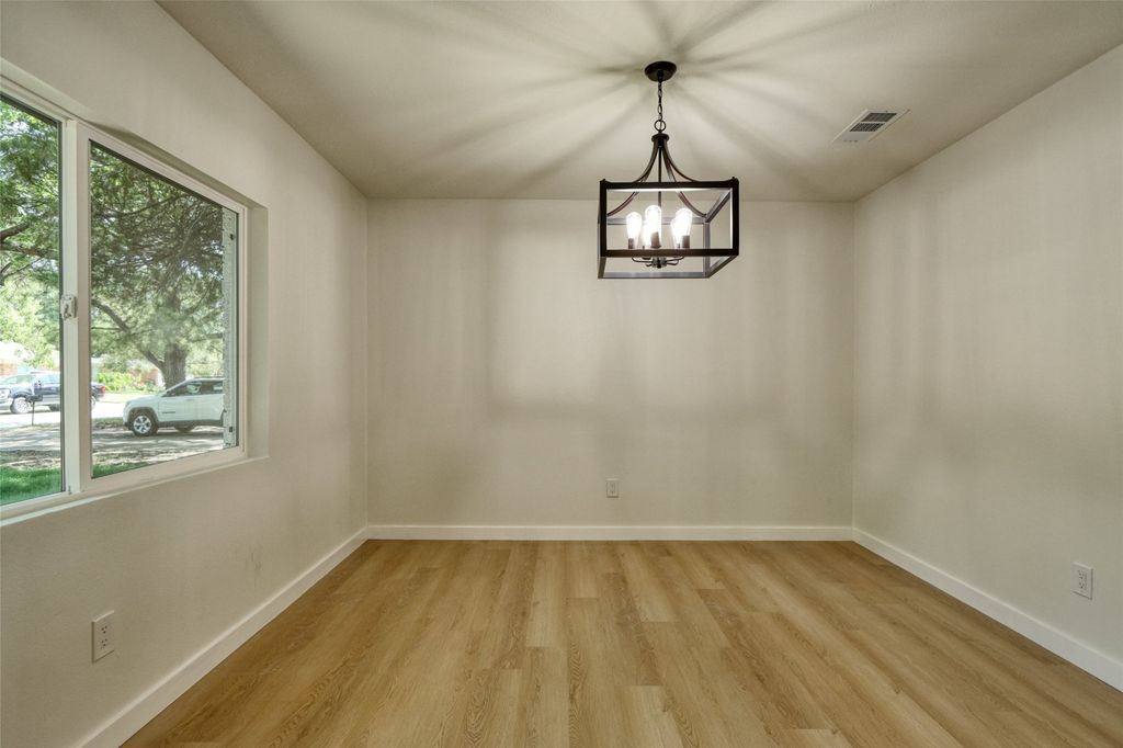 729 Oakwood Avenue, Hurst, TX 76053 — photo 5