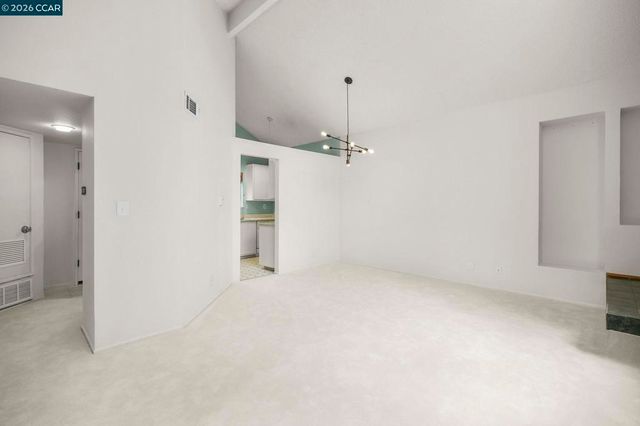 8131 Camelback Pl, Pleasant Hill, CA 94523