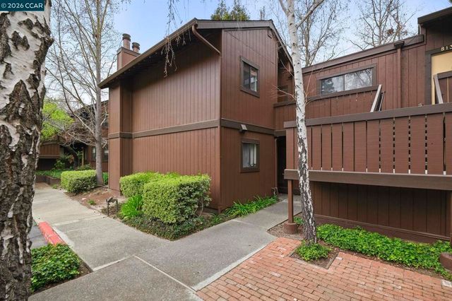 8131 Camelback Pl, Pleasant Hill, CA 94523