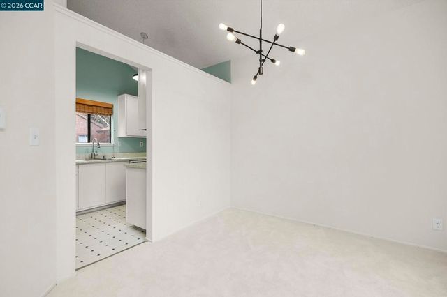 8131 Camelback Pl, Pleasant Hill, CA 94523