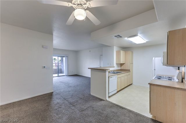 8250 North Grand Canyon Drive 2074, Las Vegas, NV 89166