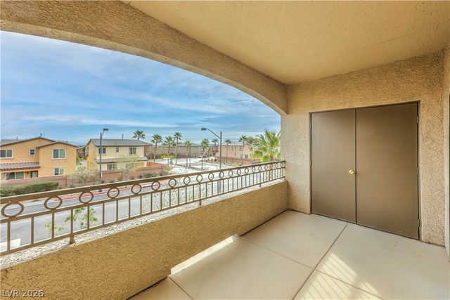 8250 North Grand Canyon Drive 2074, Las Vegas, NV 89166