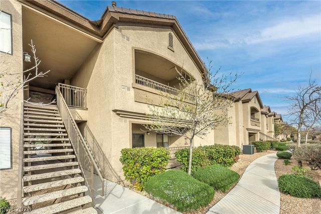 8250 North Grand Canyon Drive 2074, Las Vegas, NV 89166