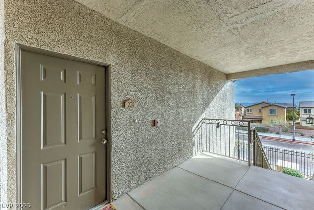 8250 North Grand Canyon Drive 2074, Las Vegas, NV 89166