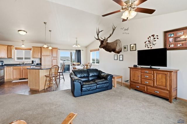 1106 LENNON LANE, Rapid City, SD 57701