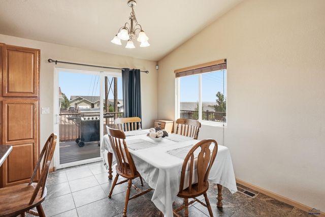 1106 LENNON LANE, Rapid City, SD 57701