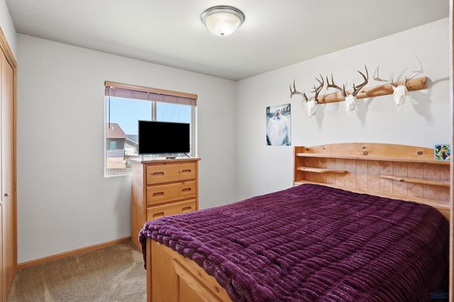 1106 LENNON LANE, Rapid City, SD 57701