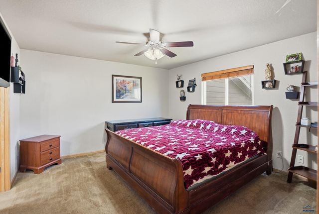 1106 LENNON LANE, Rapid City, SD 57701