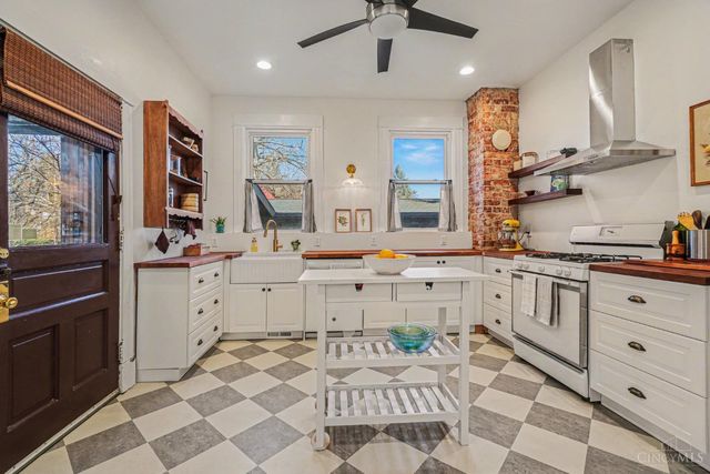 3449 Craig Avenue, Cincinnati, OH 45211