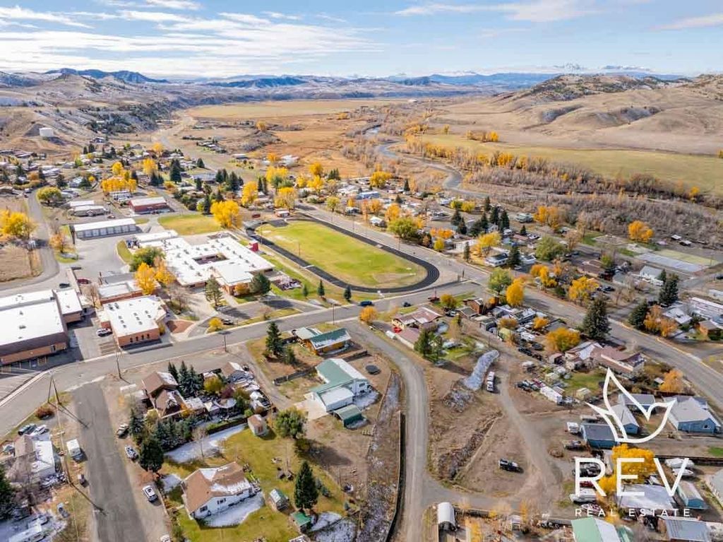 1315 Dutch Dr, Meeteetse, WY 82433 photo 4