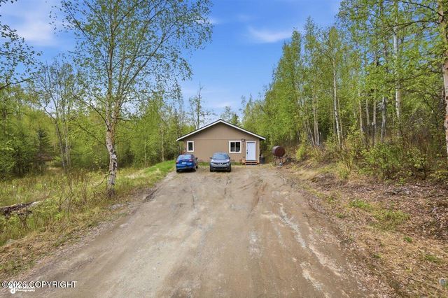2880 S Edelweiss Drive, Wasilla, AK 99623