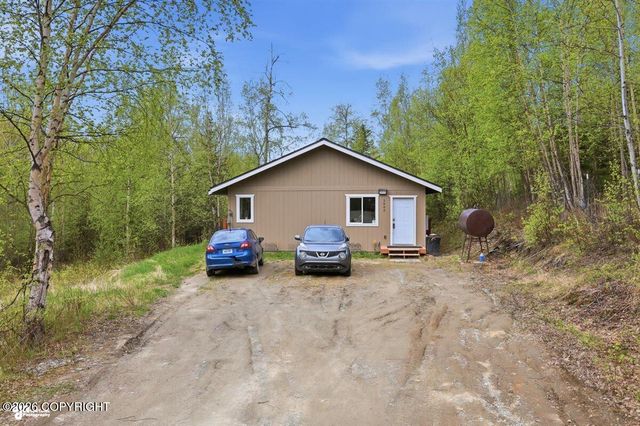 2880 S Edelweiss Drive, Wasilla, AK 99623