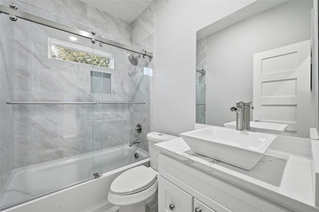 2633 Overland Drive, Farmers Branch, TX 75234