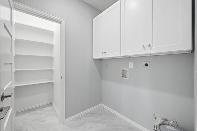 2633 Overland Drive, Farmers Branch, TX 75234